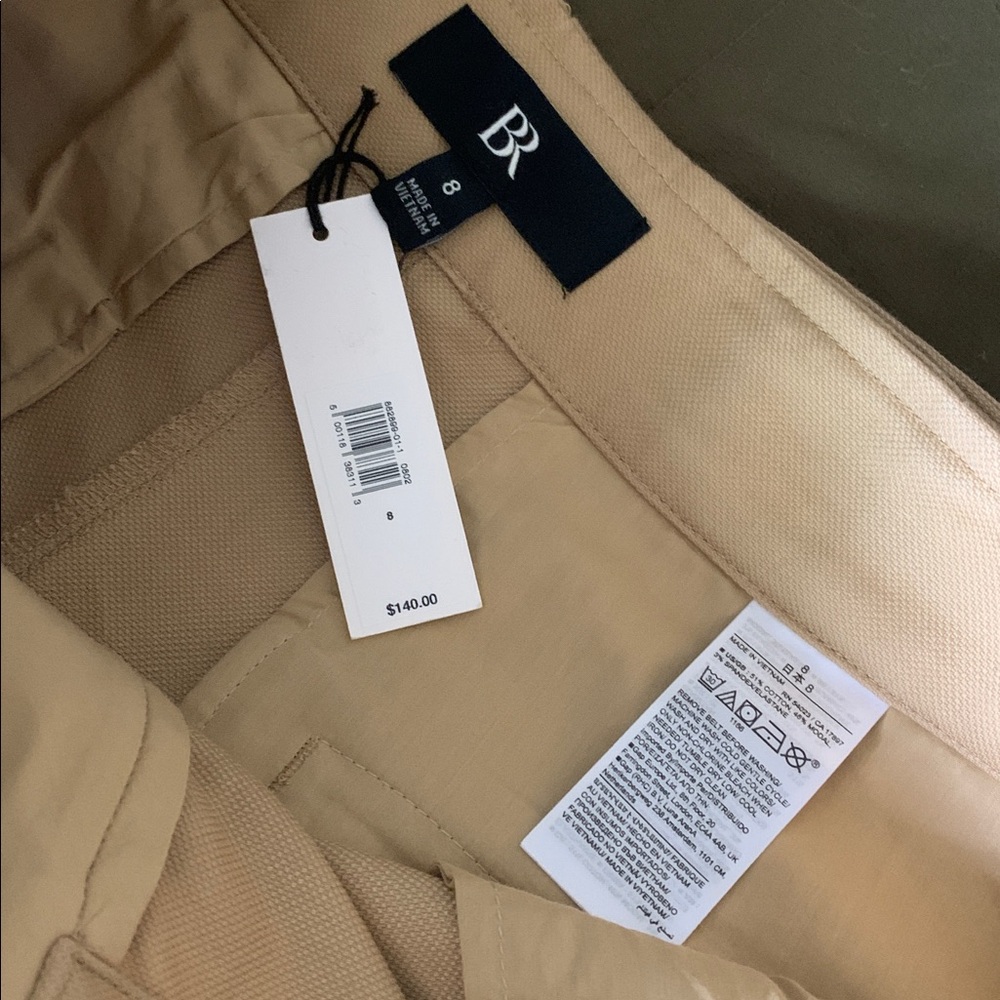 Banana Republic Oceanside Tan Wide-Leg Crop Pants NWT - Picture 4 of 5